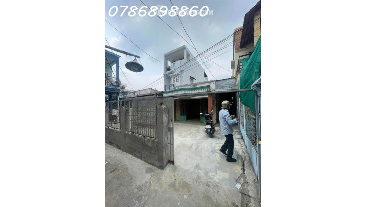 CẦN BÁN GẤP NHÀ HẺM 851 HUỲNH TẤN PHÁT – QUẬN 7