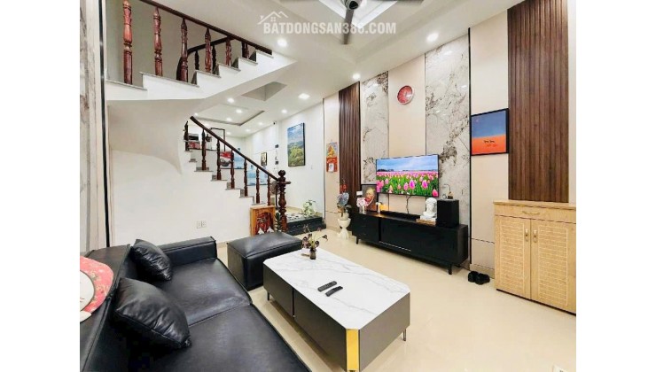 BÁN NHÀ QL 13 GẦN VẠN PHÚC CITY - DT 52M2 (4 TẦNG) - SẴN SỔ HỒNG - 7.5 TỶ TL. LH:0987202882.