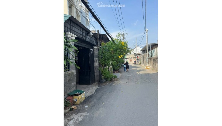 BÁN NHÀ XÃ XUÂN THỚI THƯỢNG CŨ - DT 78 M2 - SHR - CHỈ 3.8TỶ. LH:0906699222.
