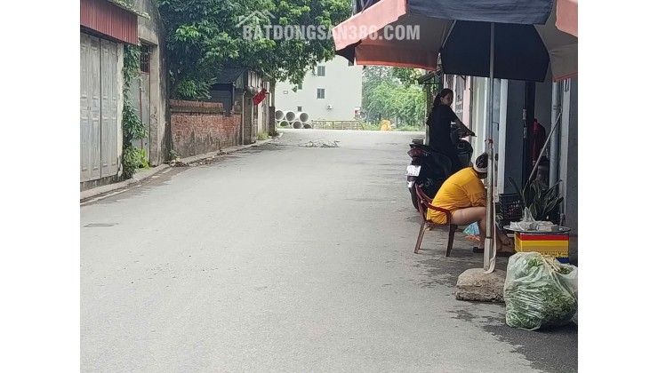LÔ ĐẤT SIÊU HIẾM TẠI ĐÔNG ANH (7.4 x 12) SĐCC CHỈ 6.5 TỶ. LH:0976272269.