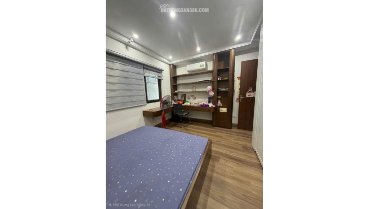 HÓT GIẢM 3 TỶ NHÀ NGUYÊN CĂN 7 TẦNG LONG BIÊN