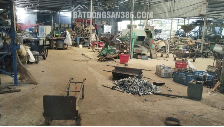 CC BÁN GẤP NHÀ C4, KHU ĐẤT ĐANG LÀM XƯỞNG CƠ KHÍ, GẦN 2500M2 SÁT MT835, CHỈ 14 TỶ. LH:0909327086.