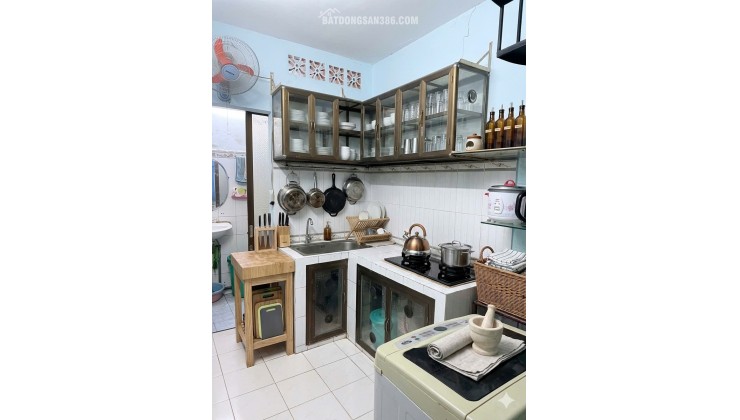 SIÊU PHẨM RẺ QUẬN 6 - 4 TẦNG GẦN HẬU GIANG - SÁT CHỢ BÌNH TÂY - 2 TỶ HƠN