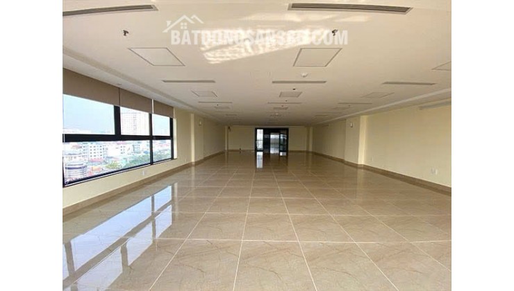 BÁN TOÀ VP  PHỐ LÊ VĂN LƯƠNG, 225M2, 8 TẦNG, 2 MẶT THOÁNG MẶT TIỀN 9.5M  155 TỶ