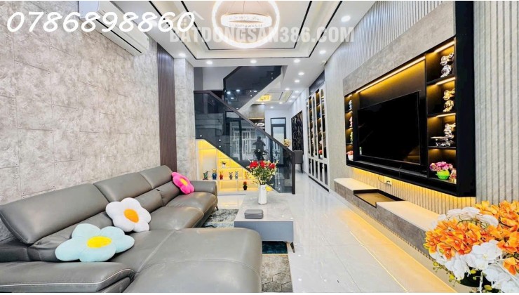 BÁN NHÀ QUẬN 7 – HẺM XE HƠI 4 CHỖ