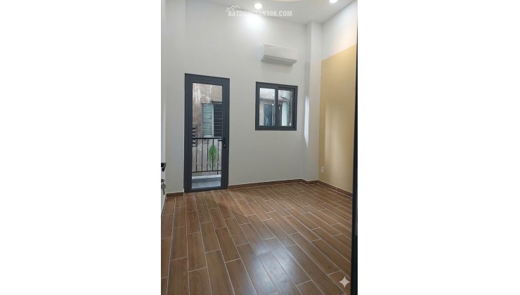 NHÀ ĐẸP QUẬN 11 - NGANG 6M - 30M RA MẶT TIỀN 3 THÁNG 2 - 4 TỶ HƠN