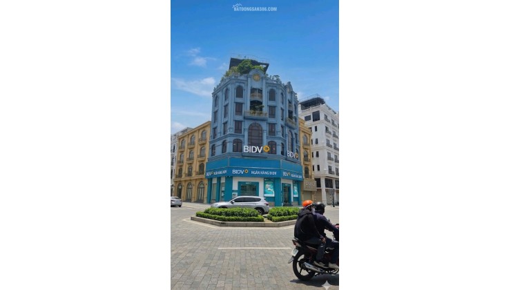 Bán Tòa Nhà VP Mặt Phố Nguyễn Văn Cừ, Long Biên  160m2 MT9m 10 Tầng 3 Thoáng 135 tỷ