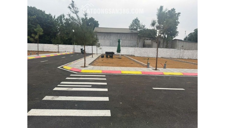 BÁN LÔ HOA HẬU CỔ LIỄN, CỔ ĐÔNG 100M NHỈNH 3TY SÁT TRỤC CHÍNH GẦN ĐHQG HN KHU CNC