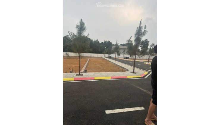 BÁN LÔ HOA HẬU CỔ LIỄN, CỔ ĐÔNG 100M NHỈNH 3TY SÁT TRỤC CHÍNH GẦN ĐHQG HN KHU CNC