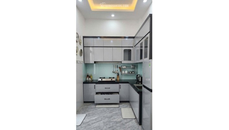 NHÀ MỚI ĐẸP –4 TẦNG 5PN- HẺM XE HƠI – TRUNG TÂM QUẬN 5 – CHỈ 5 TỶ HƠN