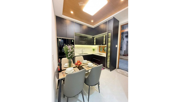 Bán Nhà Mới Xây 5 Tầng Hẻm ô tô 7 Chổ DT gần 60m2 Giá 7,6 Tỷ