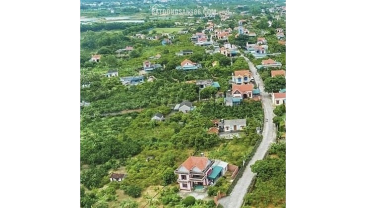 Tôi đang cần bán lô đất tại xã Đăk Mar, vị trí cực đẹp cho anh chị nào muốn mua để dành hoặc kinh doanh lâu dài.