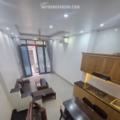 BÁN NHÀ - ĐỨC GIANG - VIỆT HƯNG - NHÀ 5 TẦNG DÂN XÂY CHẮC CHẮN - MẶT NGÕ Ô TÔ THÔNG - KINH DOANH TỐT - 30M - NHỈNH 7 TỶ