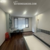 Độc nhất vô nhị Trần Quốc Hoàn 45m 7T thang máy KD Ô tô vào nhà, nhỉnh 25 tỷ