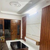 Chị Gái Nhờ B.án Nhà 5 Tầng-Ngõ 201 Phúc Lợi- 6Đ Xíu Thôi
