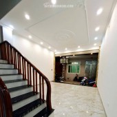 Hơn 8 tỷ nhà phân lô , ngõ ô tô thông , Sài Đồng, Long Biên