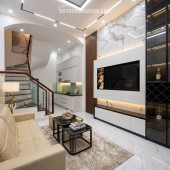 HIẾM! BA ĐÌNH GIÁP TÂY HỒ - NHỈNH 6 T.Ỷ Ở NGAY - BÃI Ô TÔ SÁT NHÀ!