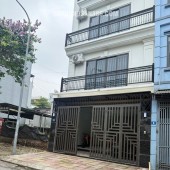 PHÚC LỢI – 74M² – 5 TẦNG THANG MÁY – VỈA HÈ OTO TRÁNH – KINH DOANH 