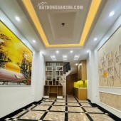 BÁN GẤP NHÀ 5 TẦNG PHÚC LỢI, FULL NỘI THẤT, NGÕ THÔNG, Ô TÔ ĐỖ CỬA- GIẢM CHÀO 200TR CÒN 5.95TR