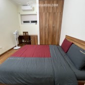 Cho thuê căn hộ dịch vụ 1 phòng ngủ ở 49 Linh Lang full nội thất dịch vụ