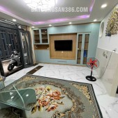 Bán gấp nhà 2 tầng 46m2, 2PN, 3WC, sổ hồng riêng, đường Chuyên Dùng Chính, Q.7 - 3.5 tỷ