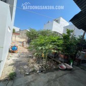 Bán nhanh lô đất hẻm Trần Phú - Vĩnh Nguyên - Nha Trang ( thuộc phường Nha Trang mới ) - cách biển chỉ vài trăm m - 
Dt : 60m2 ngang 4,2m - 
Giá 2,7