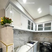 Nhà Bình Thạnh sát chợ Bà Chiểu mà chỉ 4.6 t.ỷ . Chủ nhà bán lộn giá?