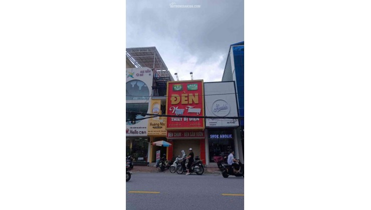 Siêu phẩm nhà mặt phố Tô Hiệu - 123m2 - Vị trí vàng kinh doanh