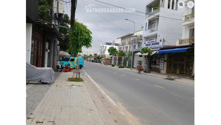 BÁN NHÀ CẤP 4 HOÀN CÔNG - FULL THỔ CƯ - SỔ HỒNG RIÊNG - HẺM CÀ PHÊ GÓC PHỐ, HÓC MÔN