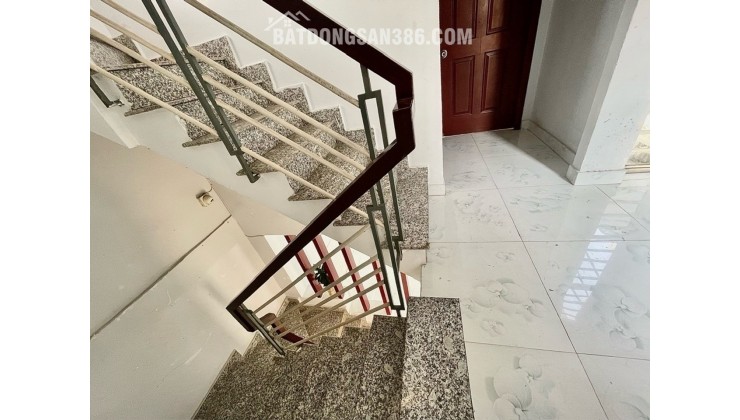 BÁN NHÀ HXH ĐƯỜNG DA NAM QUẬN 8 - DT 49MV SHR CHỈ 7TỶ630. LH:0986225711.