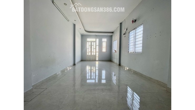 BÁN NHÀ HXH ĐƯỜNG DA NAM QUẬN 8 - DT 49MV SHR CHỈ 7TỶ630. LH:0986225711.