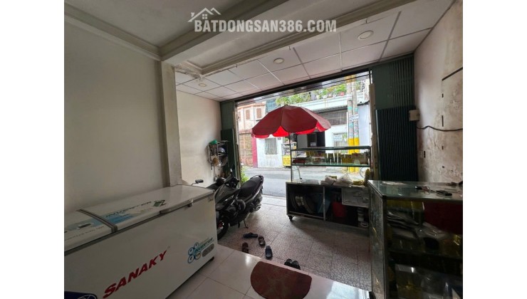 Nhà mặt tiền kinh doanh ngay chợ nhỏ Hiệp Phú, oto tránh, 90m2 chỉ 9đ. LH Hân 0347167886