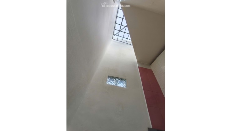 NHÀ ĐẸP LÊ THỊ BẠCH CÁT– QUẬN 11 – 42M2 - CHỈ 5.7 TỶ . LH:0775532337.
