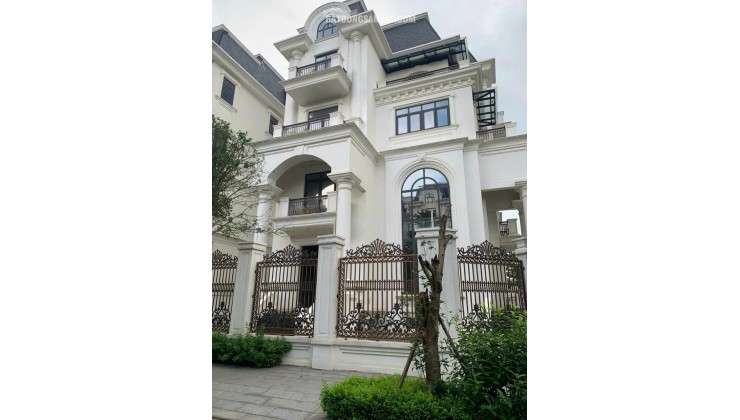 Cho thuê nhà, Lạc Long Quân, Võ Chí Công, THANG MÁY, 330m2x 4T -60 tr