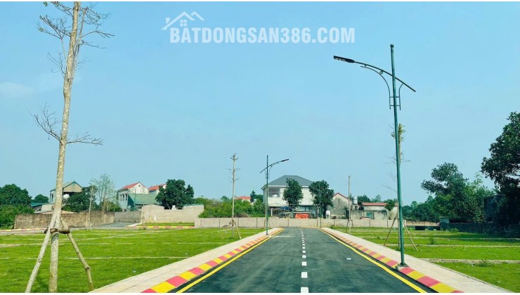 Bán đất Sơn Tây, Hà Nội 100m2, trục chính liên xã