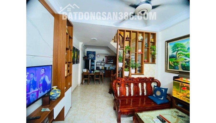 Nhà 3T lô góc 2 mặt thoáng, ôtô đỗ 10m, tổ 12 Yên Nghĩa, DT33m2, 7.15 tỷ Hà Đông