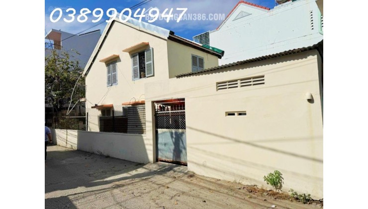[ Nhà Đặng Tất - Góc 2 mặt tiền ] hẻm ô tô thông, cách biển Hòn Chồng 500m Giá : 9,2 tỷ