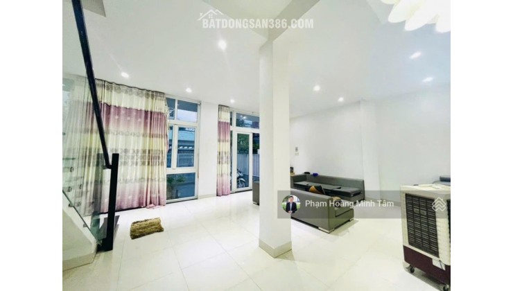 Bán nhà đường Hà Thanh gần ngã 2/4, trung tâm Nha Trang