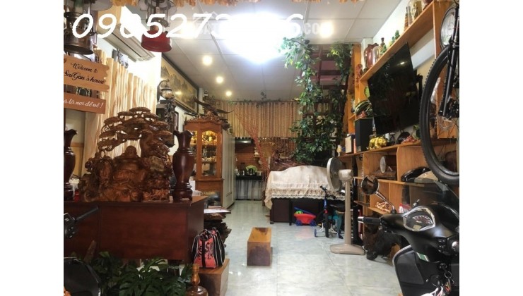 NỘI THẤT TOÀN GỖ QUÝ HIẾM XỊN XÒ- GIÁP QUẬN 10 - TÂN BÌNH - CHỈ VIỆC DỌN VALI VÀO Ở - CÁCH HẺM XE HƠI VÀI BƯỚC CHÂN - 36M2 - 3 TẦNG CHỈ 4.8 TỶ