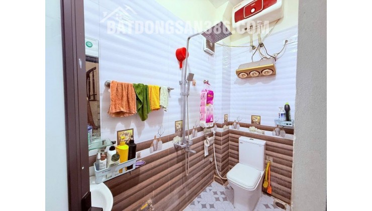 Nhà 3T lô góc 2 mặt thoáng, ôtô đỗ 10m, tổ 12 Yên Nghĩa, DT33m2, 7.15 tỷ Hà Đông