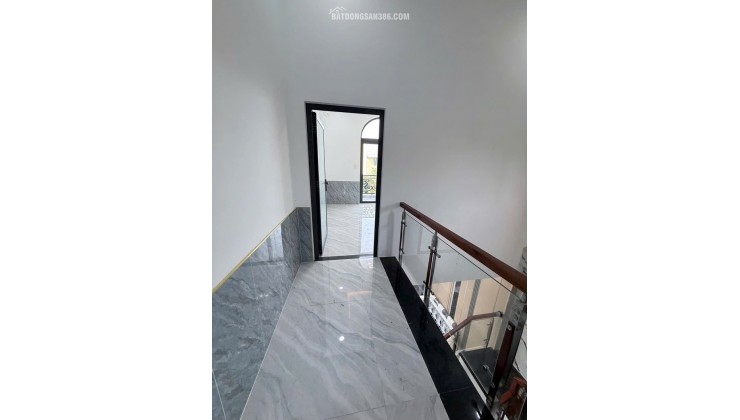 Mẫu nhà tân cổ điển đẹp – Không gian rộng rãi, ở lâu dài