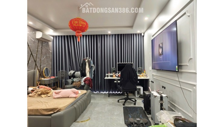 Nhà mặt đường Dư Hàng – 107,5m² x 4 tầng, lô góc 2 mặt thoáng.