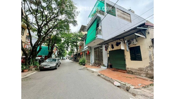 Hồng tiến Long Biên 10 tỷ 60m có nhà c4 cho thuê, sẵn dòng tiền