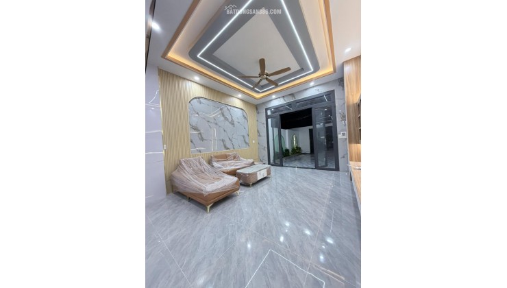 Nhà hướng Nam view hồ – kinh doanh tốt – giá 3 tỷ 150