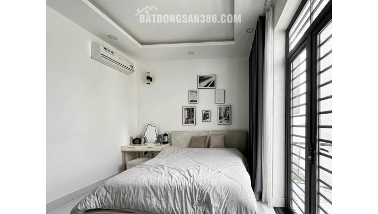 Nhà siêu đẹp 3 tầng ngay chợ Tăng Nhơn Phú A. 4PN 3WC. chỉ 6.4đ. LH Hân 0347267886