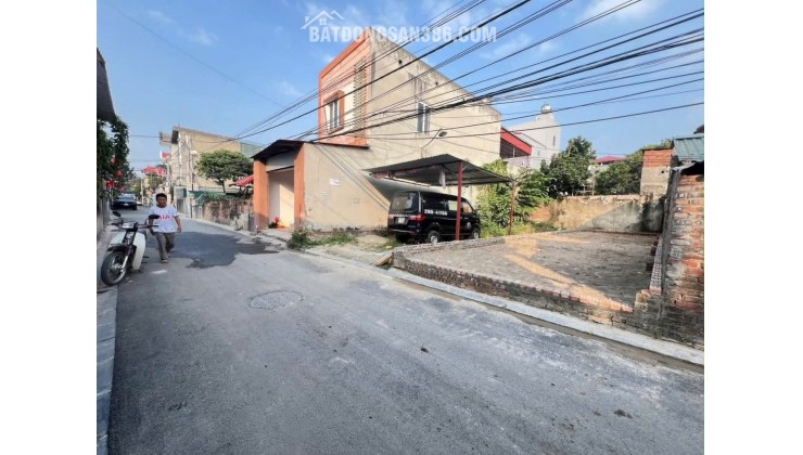 Bán đất trục chính Lương Quy , Thư Lâm , Hà Nội. 74m2 giá 71tr/m2 lh 0356118296