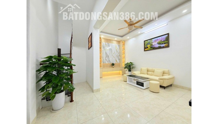 CHỈ 1 CĂN DUY NHẤT 33M – KHÔNG CÓ CĂN THỨ 2 TRONG TẦM GIÁ GẦN 7 TỶ NHÀ ĐẸP Ở LUÔN- THOÁNG MÁT TRUNG TÂM QUẬN HAI BÀ TRƯNG ,