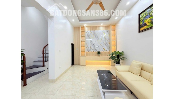 CHỈ 1 CĂN DUY NHẤT 33M – KHÔNG CÓ CĂN THỨ 2 TRONG TẦM GIÁ GẦN 7 TỶ NHÀ ĐẸP Ở LUÔN- THOÁNG MÁT TRUNG TÂM QUẬN HAI BÀ TRƯNG ,