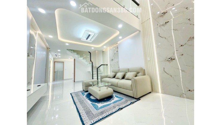 CHỦ ĐỊNH CƯ NƯỚC NGOÀI GỬI BÁN DÙM 62m2 ĐƯỜNG HUỲNH THIÊN LỘC CHỈ 6 ĐỒNG HƠN.