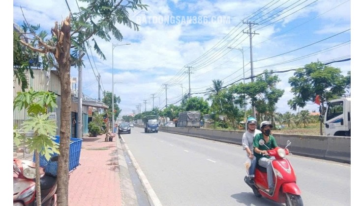 Bán đất thổ cư mặt tiền kinh doanh Nguyễn Cửu Phú, Xã Tân Nhựt, TP HCM, 4421m2, ngang 22m, nở hậu 47m.